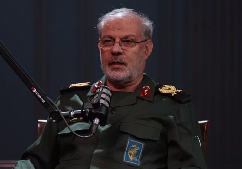 سخنگوی سپاه: ناوهای آمریکایی ۵۰۰ کیلومتر از تنگه هرمز عقب‌نشینی کردند
